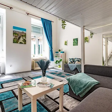 Appartement Corvin Centre Boedapest